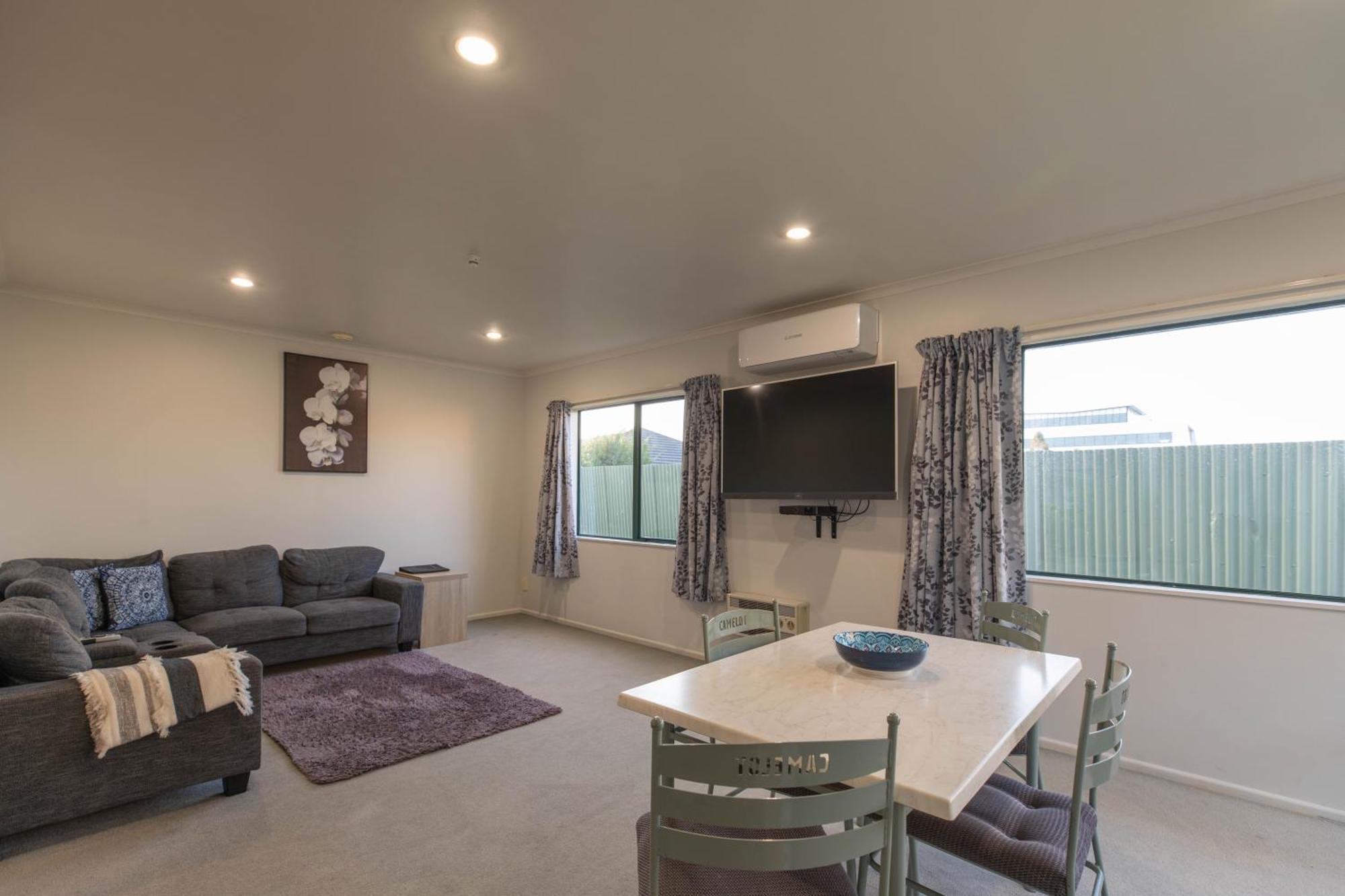 Camelot Motor Lodge And Conference Centre Palmerston North Exteriér fotografie