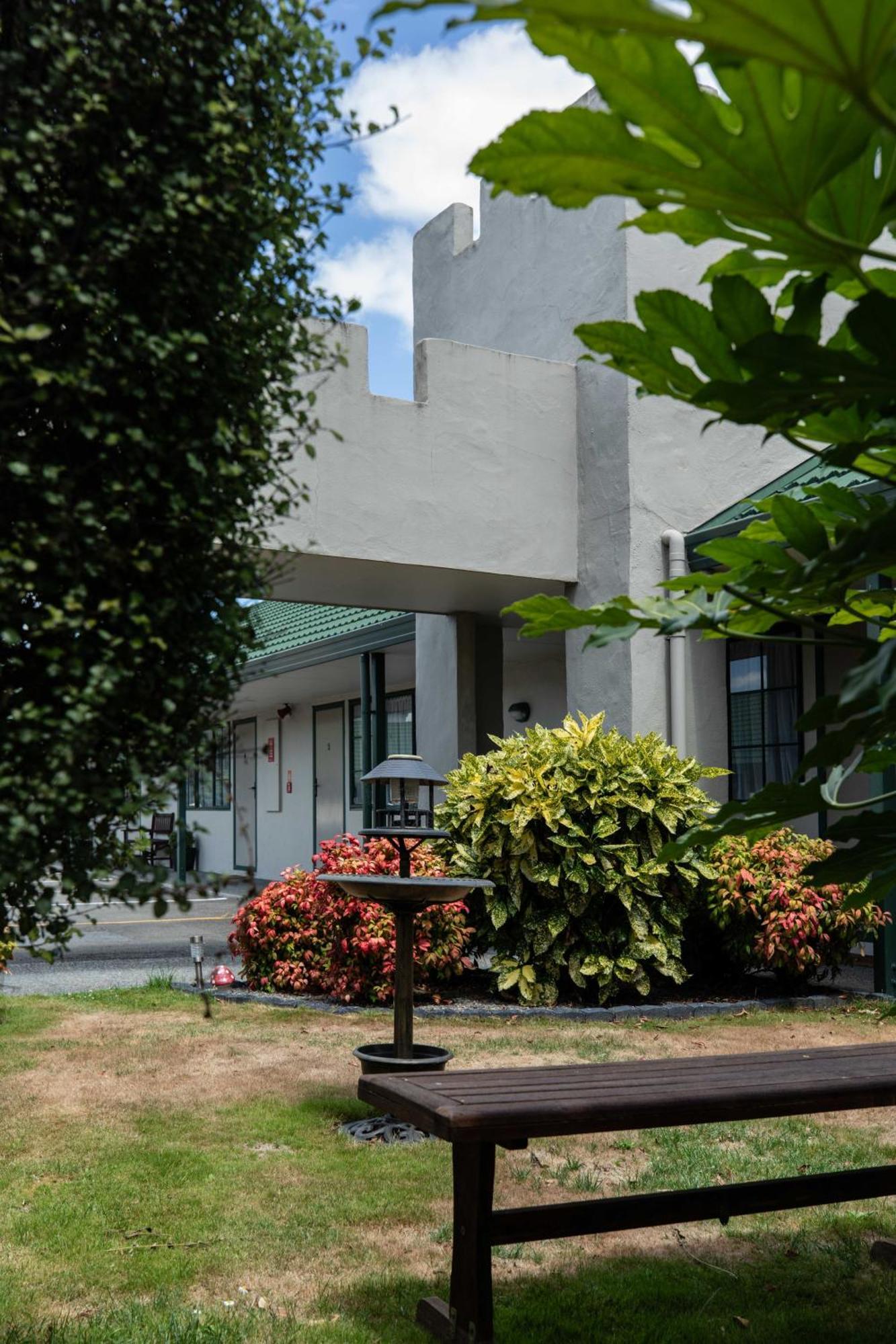 Camelot Motor Lodge And Conference Centre Palmerston North Exteriér fotografie